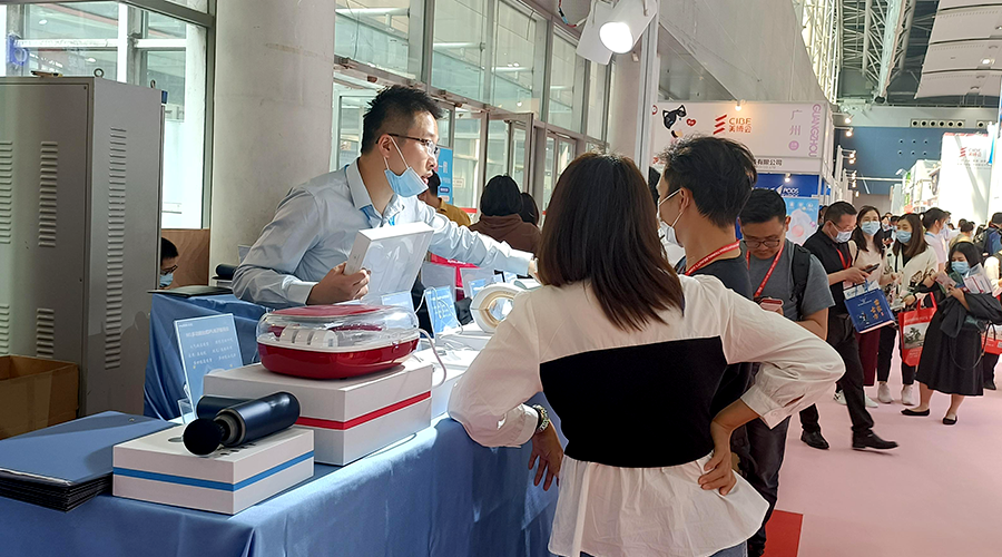 諾鉑廣州美博會(huì)閃耀出色,精彩完美收官!(圖15) 諾鉑廣州美博會(huì)閃耀出色,精彩完美收官!(圖15)