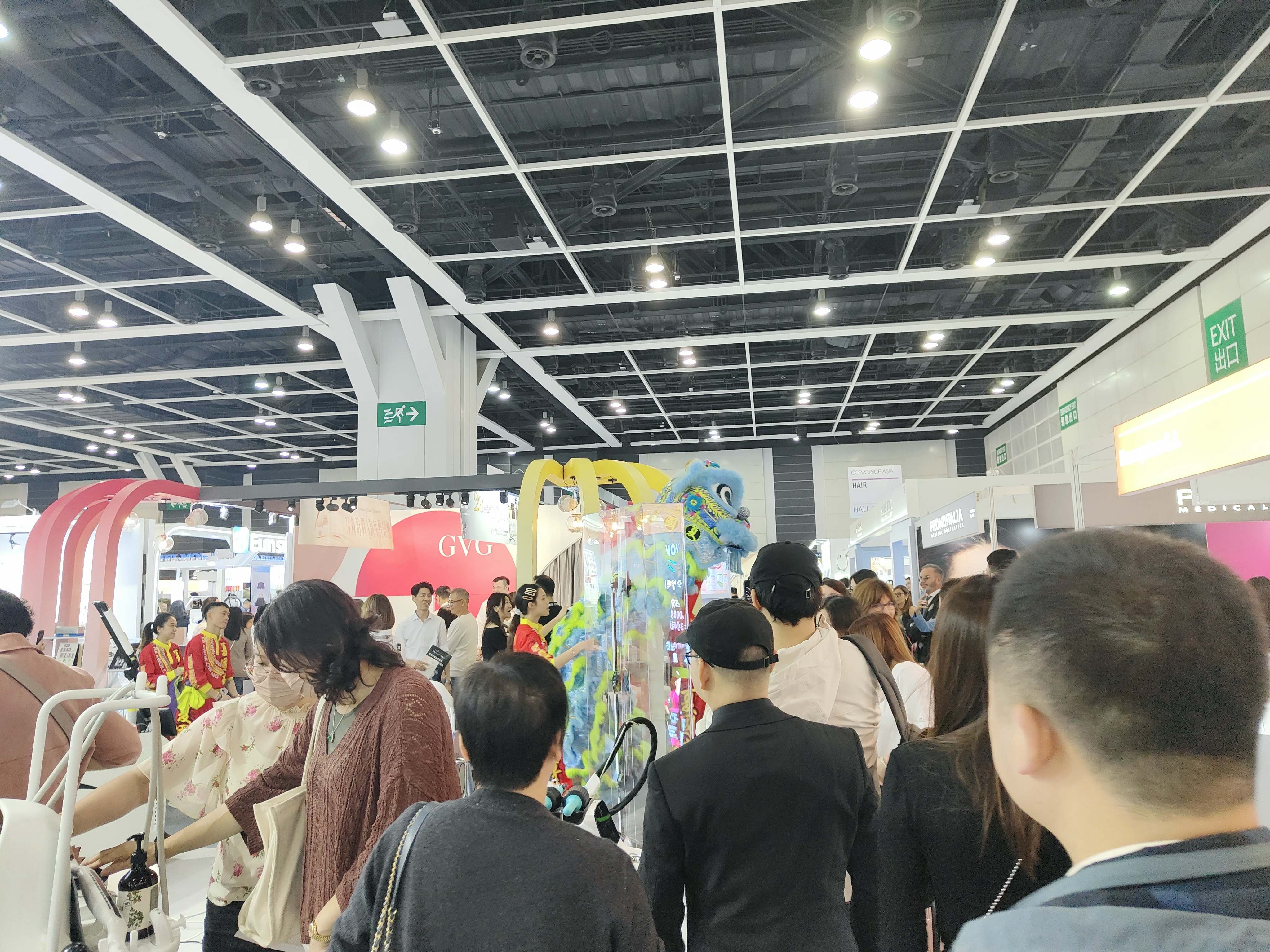 諾鉑參加亞太區(qū)美容展,展示產(chǎn)品特色與科研理念(圖2) 諾鉑參加亞太區(qū)美容展,展示產(chǎn)品特色與科研理念(圖2)